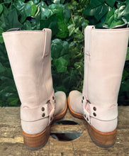 Afbeelding in Gallery-weergave laden, Nieuwe stoere boots van Sendra maat 37