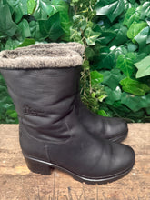 Afbeelding in Gallery-weergave laden, bijna Nieuwe gevoerde laars van Panama Jack maat 41