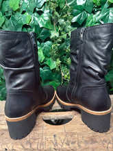 Afbeelding in Gallery-weergave laden, Nieuwe mooie laars van Panama Jack maat 40