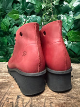 Afbeelding in Gallery-weergave laden, bijna Nieuwe laarsjes van Loints of holland maat 38