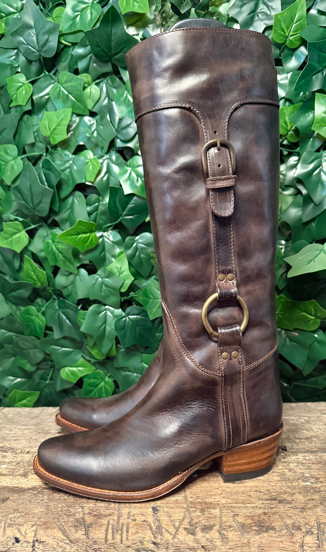 Nieuwe supergave Elisabeth ringlaars Frye maat 37 (maat 7)