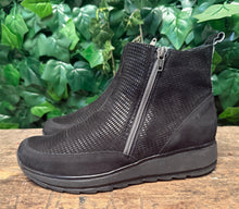 Afbeelding in Gallery-weergave laden, gewoon Nieuwe enkellaarsjes van Durea maat 37,5(wijdte G)