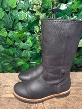 Afbeelding in Gallery-weergave laden, gewoon nieuwe gevoerde laars van Panama Jack maat 40