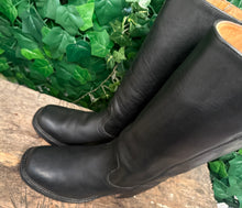 Afbeelding in Gallery-weergave laden, Geweldig mooie vintage blokhak laars sendra maat 40