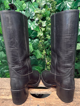 Afbeelding in Gallery-weergave laden, Geweldig mooie vintage blokhak laars sendra maat 40