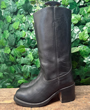 Afbeelding in Gallery-weergave laden, Geweldig mooie vintage blokhak laars sendra maat 40