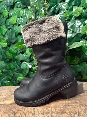 zo goed als nieuw gevoerde laars van Panama Jack maat 38