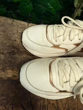 Afbeelding in Gallery-weergave laden, bijna Nieuwe sneakers van Xsensible maat 39 (wijdte G)