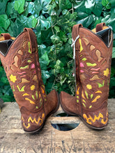 Afbeelding in Gallery-weergave laden, Nieuwe geweldig mooie ibiza stijl laarzen van Sendra maat 36