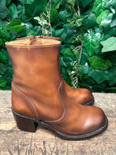Afbeelding in Gallery-weergave laden, Nieuwe gave vintage laars met blokhak sendra maat 41