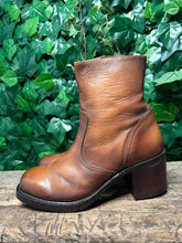 Afbeelding in Gallery-weergave laden, Nieuwe gave vintage laars met blokhak sendra maat 41
