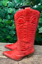 Afbeelding in Gallery-weergave laden, hele mooie laarzen Sendra maat 39