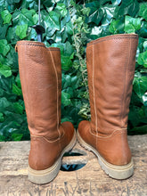 Afbeelding in Gallery-weergave laden, bijna nieuwe gevoerde laars van Panama Jack maat 40