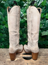 Afbeelding in Gallery-weergave laden, Bijna Nieuwe hoge laarzen van Sendra maat 41