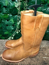 Afbeelding in Gallery-weergave laden, supergave boots van Sendra maat 44