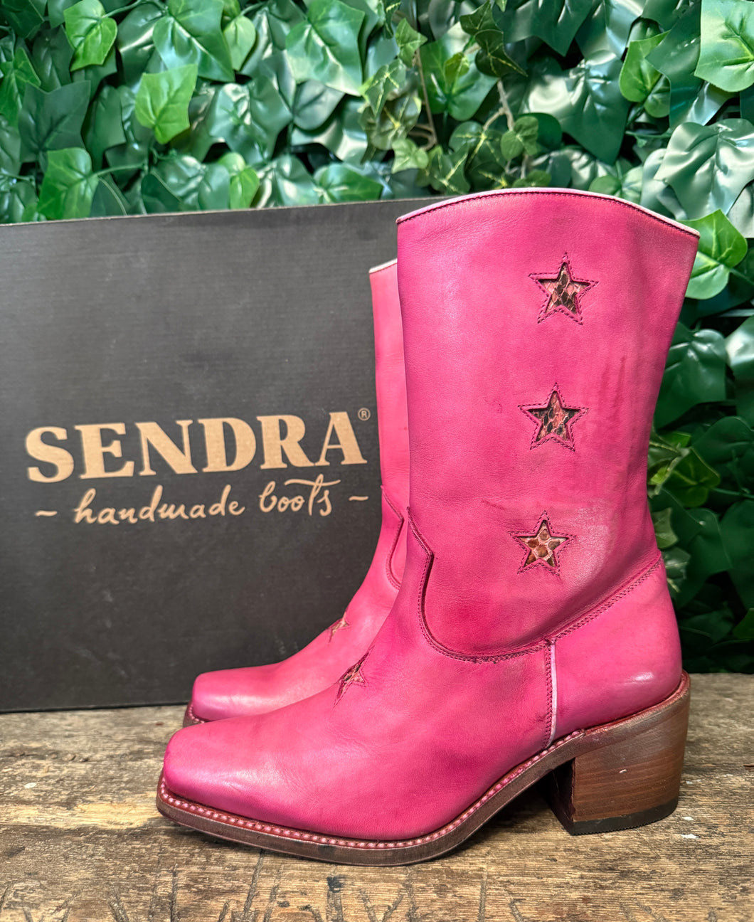 Nieuwe geweldig mooie laarzen van Sendra maat 37