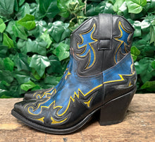 Afbeelding in Gallery-weergave laden, Nieuwe geweldig mooie laarzen van Sendra maat 37