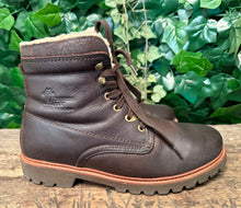 Afbeelding in Gallery-weergave laden, bijna Nieuwe gevoerde boots van Panama Jack maat 43