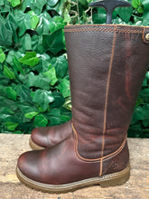 Afbeelding in Gallery-weergave laden, bijna nieuwe gevoerde laars van Panama Jack maat 40