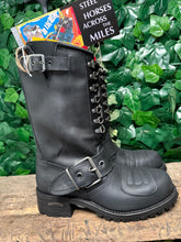 Afbeelding in Gallery-weergave laden, geweldig mooie vintage biker boots van Sendra maat 43