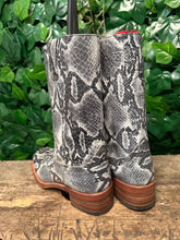 Afbeelding in Gallery-weergave laden, Nieuwe geweldig mooie vintage python laarzen Sendra maat 39