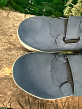 Afbeelding in Gallery-weergave laden, Nieuwe sneakers van hartjes maat 41 (wijdte M)