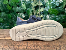 Afbeelding in Gallery-weergave laden, Nieuwe sneakers van hartjes maat 41 (wijdte M)