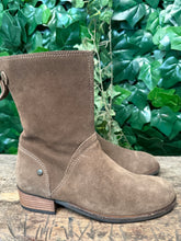 Afbeelding in Gallery-weergave laden, bijna Nieuwe laars van wolky maat 38