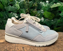 Afbeelding in Gallery-weergave laden, zo goed als nieuw sneakers van Gabor  maat 40,5 (wijdte K)