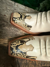 Afbeelding in Gallery-weergave laden, Nieuwe gave vintage sendra laars maat 40
