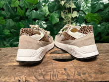 Afbeelding in Gallery-weergave laden, bijna Nieuwe sneakers van Xsensible maat 38 (wijdte G)