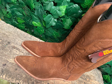 Afbeelding in Gallery-weergave laden, Nieuwe geweldig mooie vintage laarzen van Sendra maat 44