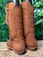 Afbeelding in Gallery-weergave laden, Nieuwe geweldig mooie vintage laarzen van Sendra maat 44