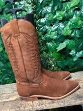 Afbeelding in Gallery-weergave laden, Nieuwe geweldig mooie vintage laarzen van Sendra maat 44