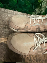 Afbeelding in Gallery-weergave laden, bijna Nieuwe sneakers van wolky maat 39