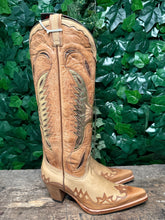 Afbeelding in Gallery-weergave laden, Nieuwe geweldig mooie laarzen van Sendra maat 39