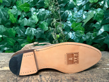 Afbeelding in Gallery-weergave laden, Nieuwe prachtige hoge laarzen van Frye maat 41 (maat 11)