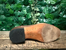 Afbeelding in Gallery-weergave laden, zo goed als nieuw mooie laarzen van Sendra maat 38