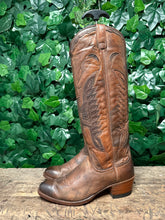 Afbeelding in Gallery-weergave laden, zo goed als nieuw mooie laarzen van Sendra maat 38