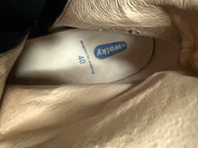 Afbeelding in Gallery-weergave laden, Nieuwe laarsjes van wolky maat 40