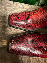 Afbeelding in Gallery-weergave laden, geweldig mooie hoge vintage python leer sendra laars maat 39