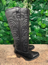 Afbeelding in Gallery-weergave laden, Nieuwe prachtige hoge laarzen van Frye maat 38 (maat 8)