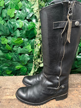 Afbeelding in Gallery-weergave laden, prachtige stoere laarzen sendra maat 40