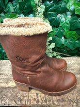 Afbeelding in Gallery-weergave laden, zo goed als nieuw gevoerde laars van Panama Jack maat 38