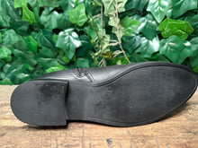 Afbeelding in Gallery-weergave laden, Nieuwe mooie chelsea boots van Bush puppies maat 42