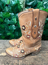 Afbeelding in Gallery-weergave laden, Nieuwe geweldig mooie laarzen van Sendra maat 39