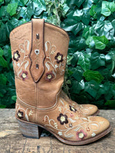 Afbeelding in Gallery-weergave laden, Nieuwe geweldig mooie laarzen van Sendra maat 39