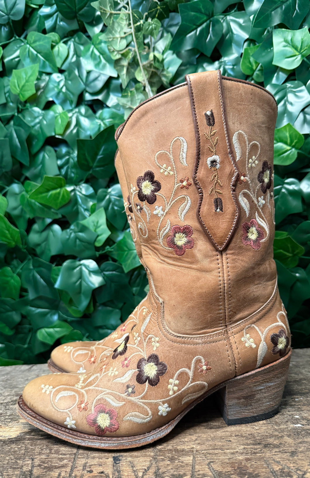 Nieuwe geweldig mooie laarzen van Sendra maat 39