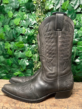 Afbeelding in Gallery-weergave laden, Bijna Nieuwe mooie laarzen van Sancho maat 45