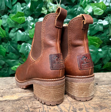 Afbeelding in Gallery-weergave laden, bijna Nieuwe gevoerde laars van Panama Jack maat 39